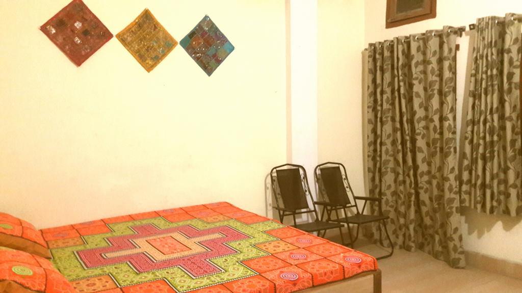 Bona Cafe Restaurant & Sala Guest House Varanasi Rom bilde